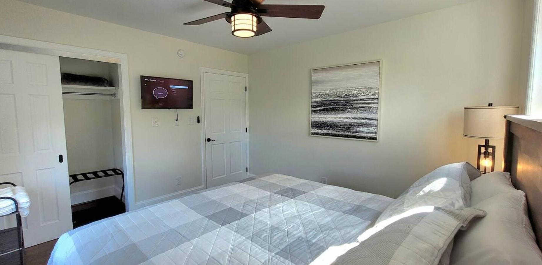 The Traveler On Main - 1 Apartment